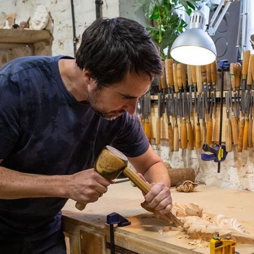 Carving Carpenter