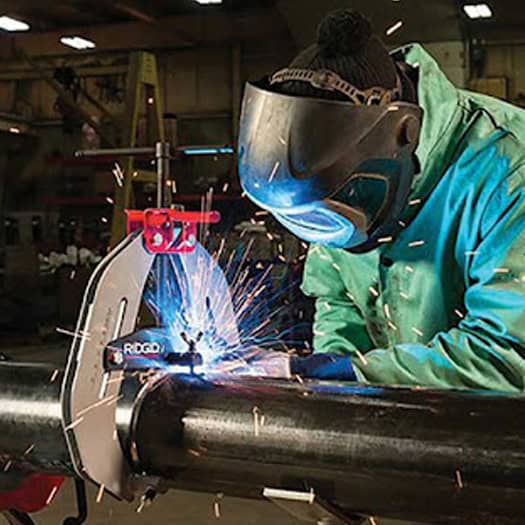 PIPE WELDER 5G POSITION HALF PIPE